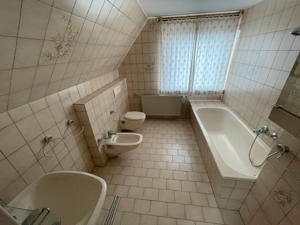 Waschbecken Toilette Wc villeroy & boch Manhattan Serie Magnum in Rabenkirchen-Faulück