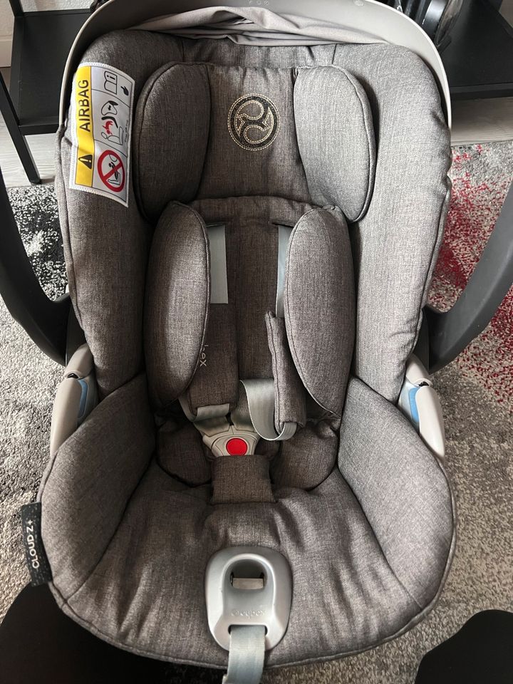 Cybex Cloud Z i-Size Plus Babyschale Maxi Cosi in Ulm