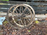 Alte kutschenräder 7 Stück  (pro Rad 35€) Bayern - Etzelwang Vorschau