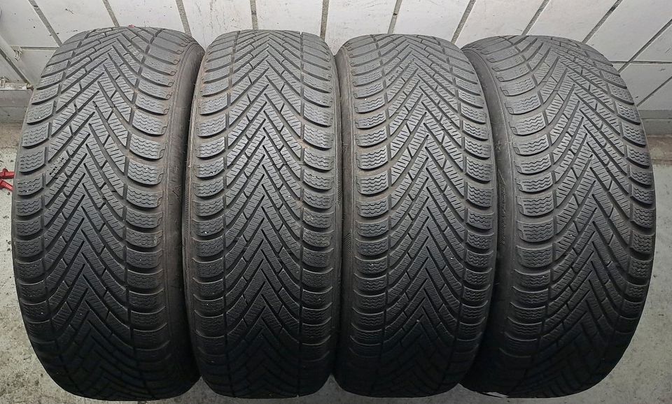 6 mm - 4x 195/60 R16 89H Pirelli Winterreifen in Böblingen