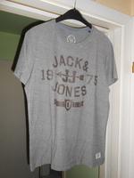 Jack & Jones T- Shirt Gr. M, sehr gut erhalten Baden-Württemberg - Königsbach-Stein  Vorschau