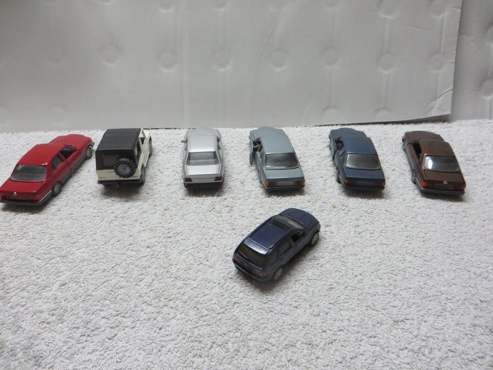 KONVOLUT  BMW 1:43  MB NZG COURSOR 1:35 etc. zus. 60 € in Essen