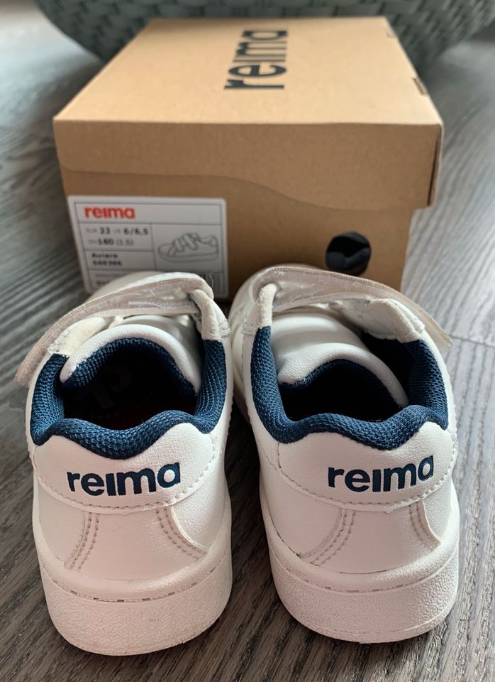Reima Sneaker / Schuhe Kind Gr. 22 aus 1. Hand in Hamburg
