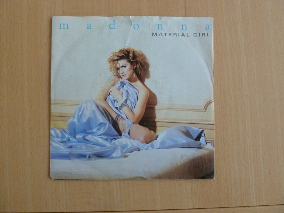 Madonna, Material Girl, Single Schallplatte, gut erhalten in Hebertsfelden