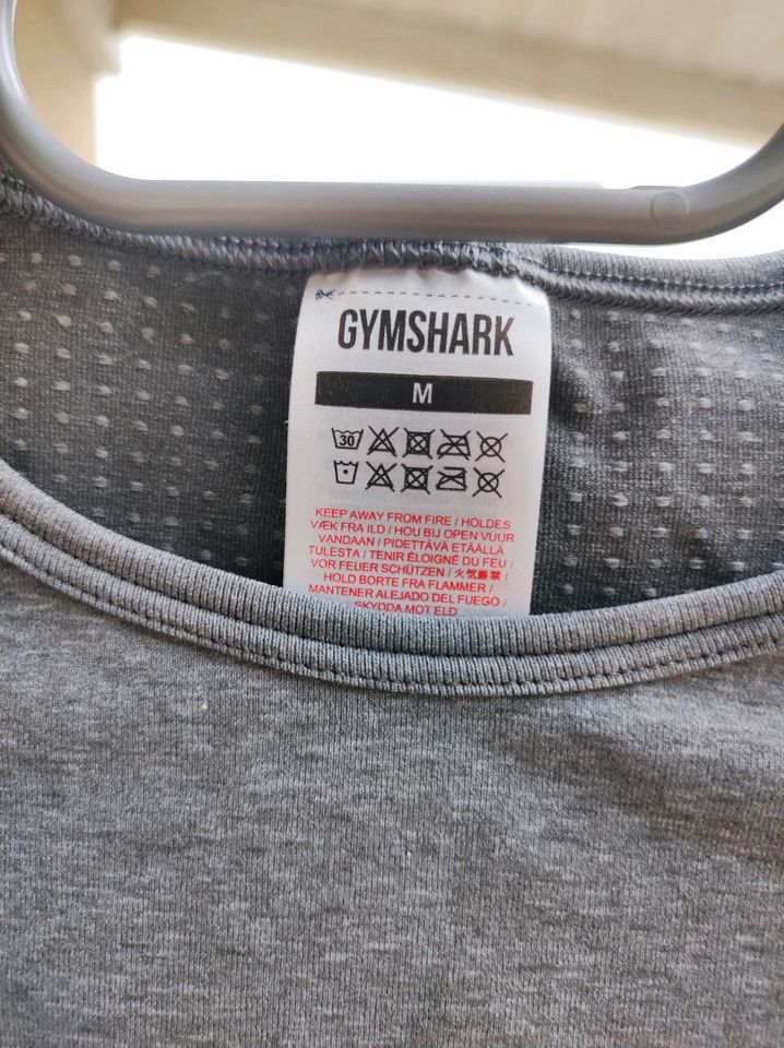 Gymshark Seamless Long Sleeve Crop Top grau M in Landshut