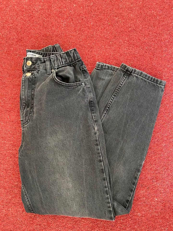 Schwarze Jeans, Gr 38 in Augsburg