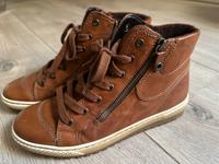 Top Sneaker Gabor Lederschuh hochwertig Größe 5 (38) Eimsbüttel - Hamburg Schnelsen Vorschau