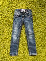 Mädchen Thermo Jeans mit Glitzersteinchen Gr. 116, kaum getragen Nordrhein-Westfalen - Höxter Vorschau