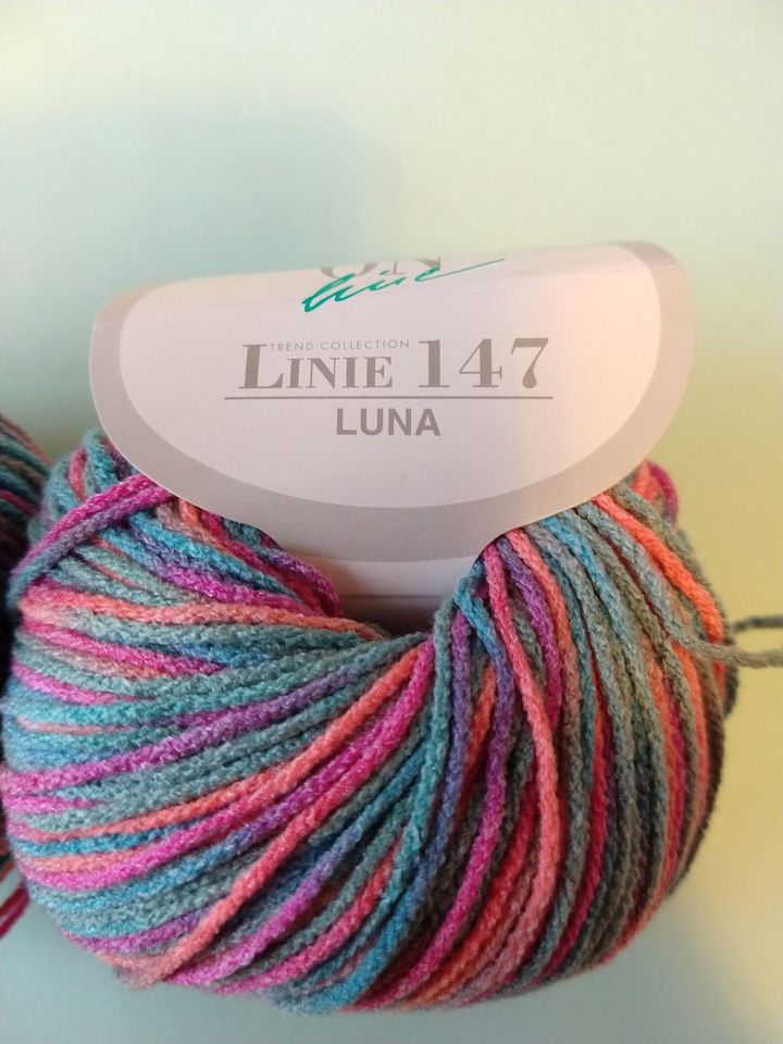 Online · Luna · Linie 147 · grün-orange-magenta · 1000g · #102 in Langen (Hessen)