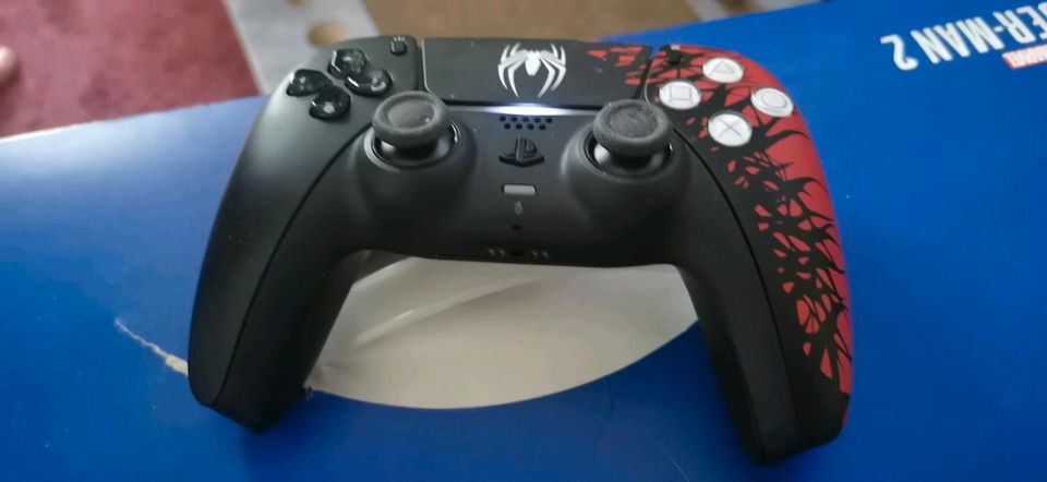 Playstation 5 Konsole Spider Man Edition Laufwerk 2 Controller in Bremen