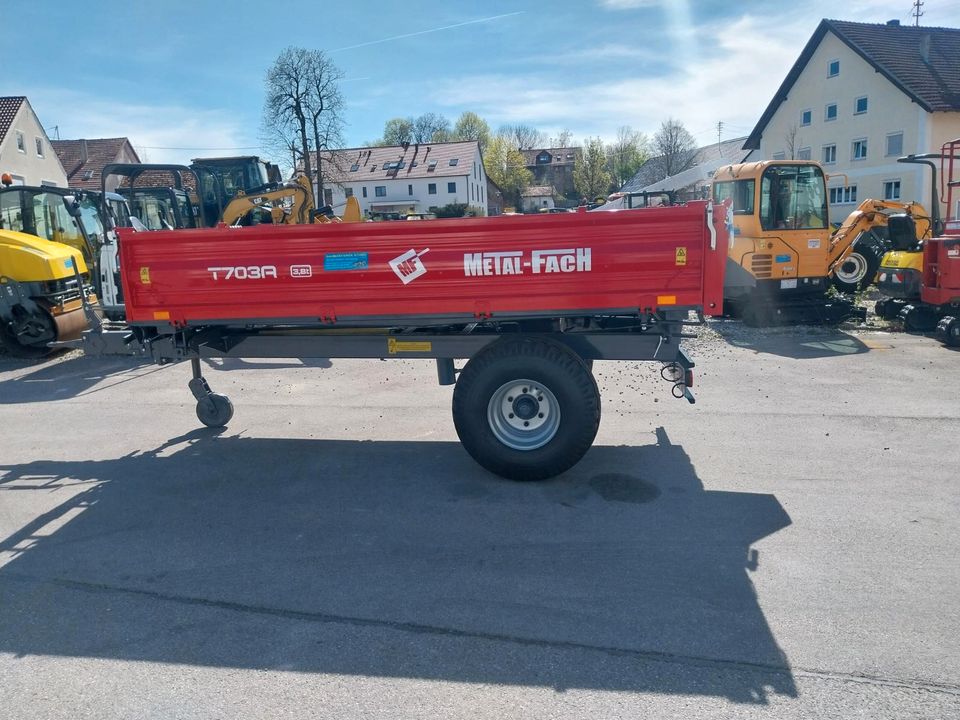 3 Seitenkipper Kipper 5,5to Metal Fach T-703 Anhänger Fliegl in Stetten