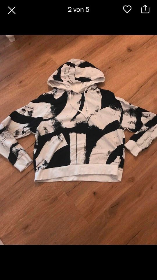 Adidas Sweatshirt M Sweater Kapuze Hoodie schwarz weiß Insta ❤️ in Erkrath