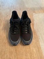 Nike Legend React 2 US 9/ EUR 42,5 Leipzig - Connewitz Vorschau