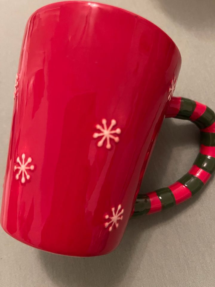 Weihnachtliche dänische Tasse neu in Heidelberg