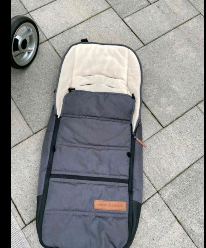 Mutsy Kinderwagen Kombi grau grey top Zustand in Bocholt