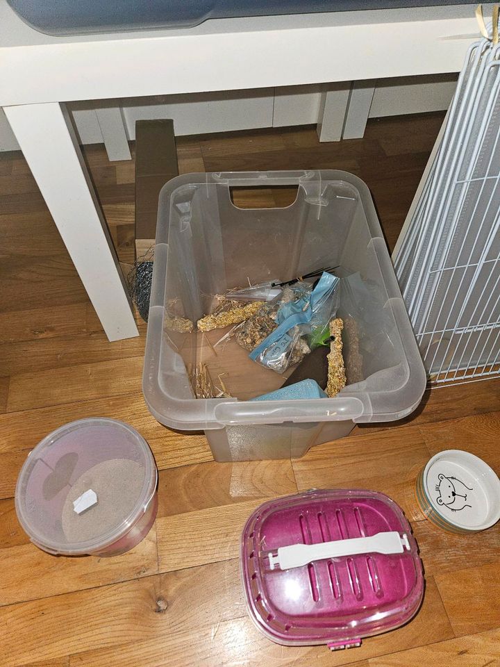 Hamster Käfig komplettes Zubehör in Geltow