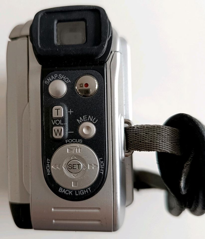 JVC Digital Video Camera Kamera GR-DX57E mit Zubehör in Neunkirchen