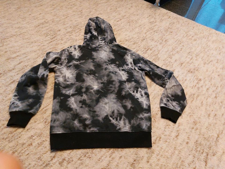 Nike Hoodie Pullover grau Batikmuster Gr. S in Klingenberg am Main