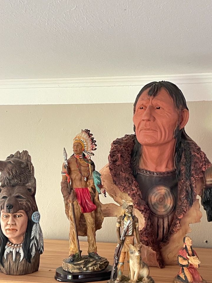 Indianer Figuren in Struvenhütten