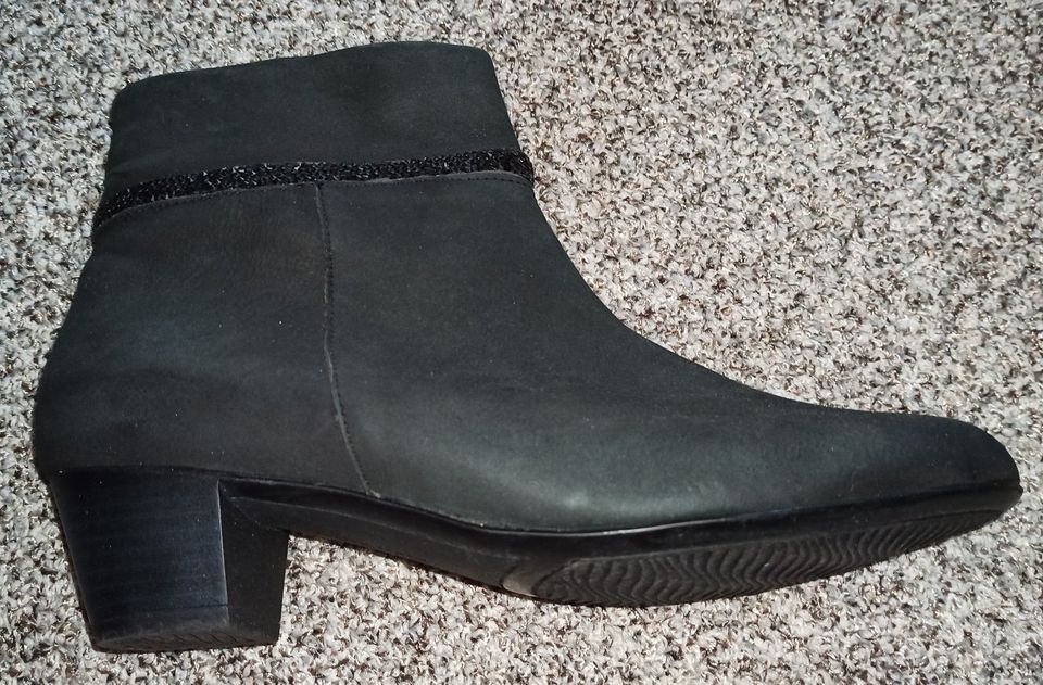 Waldläufer- Stiefelette, schwarz, Gr. 39, Weite H, neu in Duisburg