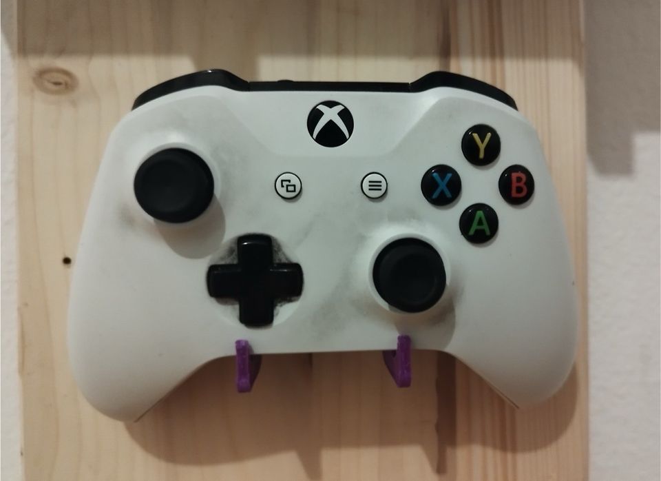 2er-Set Wandhalterung für Controller (Xbox One) in Dingolfing