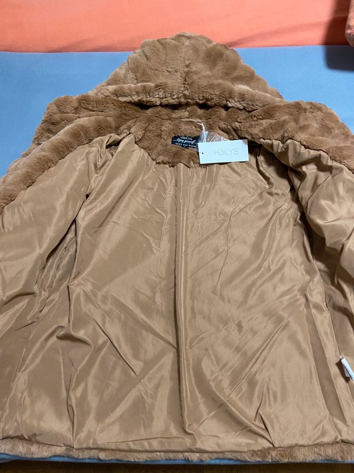 Hailys Teddy Jacke Camel Farbe Gr L,40 ,Neu in Gelsenkirchen