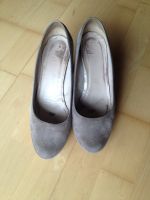 Edle Pumps, Wildleder, Unisa, taube-grau, High-Heels Bayern - Ebersberg Vorschau