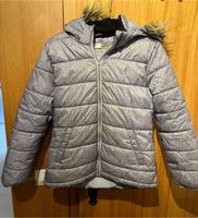 Winterjacke Mädchen von H&M - Größe 152 - grau Bayern - Marktredwitz Vorschau