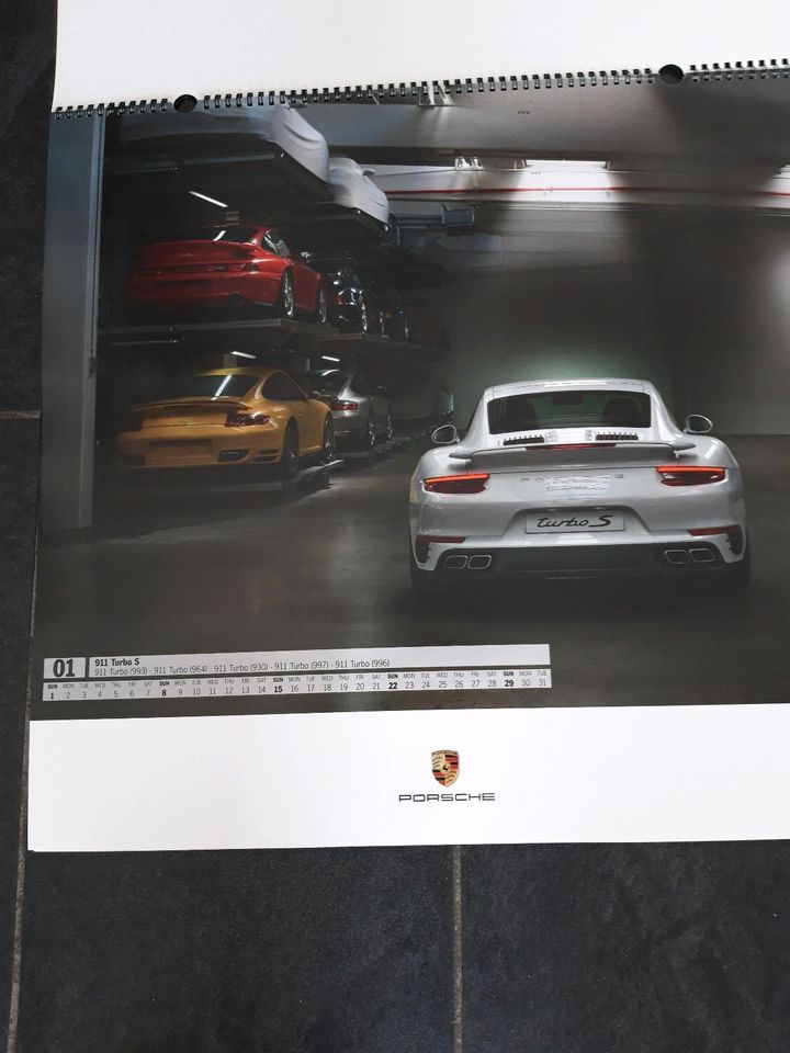 Porsche Kalender 2017 UNCOVERED in Bergkamen