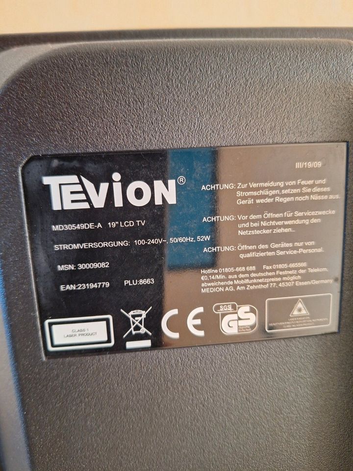 Fernseher LCD-TV / DVD Kombination 48cm/19" von Tevion in Mönchengladbach