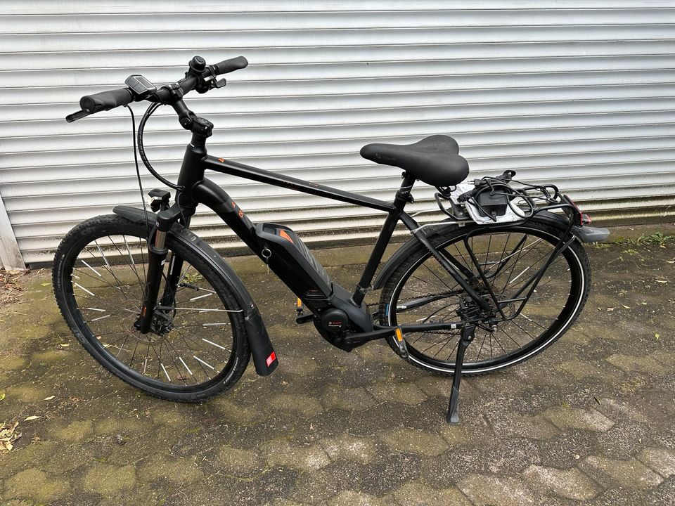 E-Bike 28 zoll von Bulls Cross Cx Bosch Motor 500wh Akku in Bremen