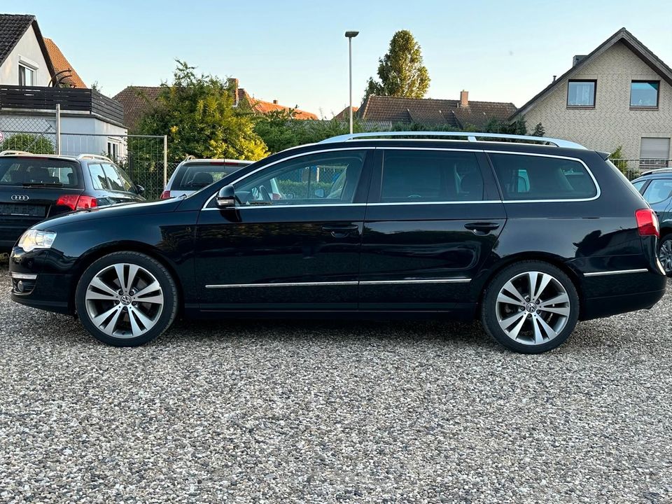 Volkswagen Passat 2.0 FSI Sportline Scheckheft Xenon AHK in Hannover