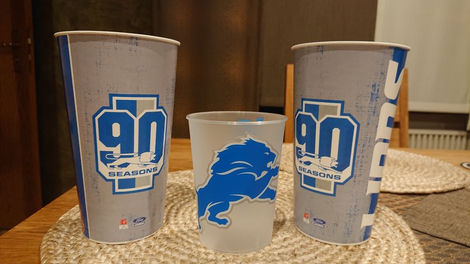 NFL Becher-Set Detroit LIONS !!! in Roßbach Westerwald