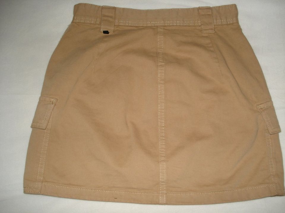 Minirock Jeansrock beige hellbraun von BERSHKA Gr. S (36) in Neuruppin