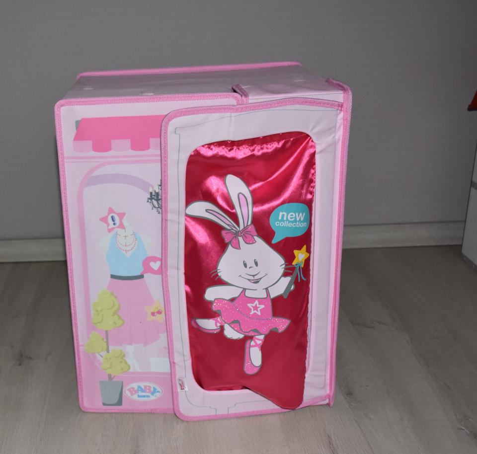 Baby Born Fashion Boutique Kleiderschrank