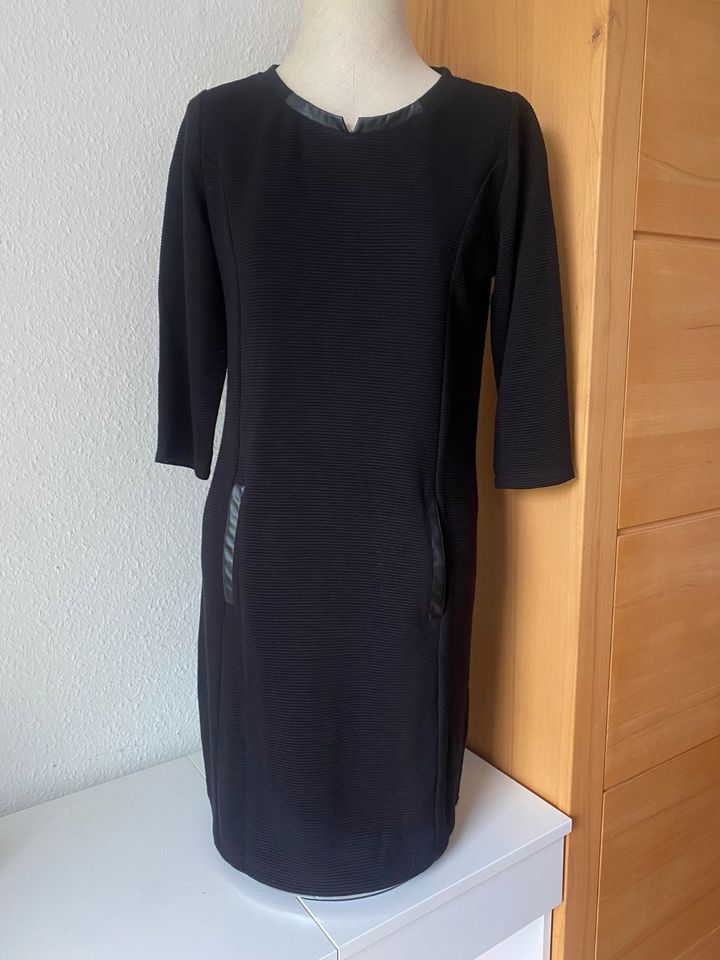 Kleines Schwarzes Taifun Abendkleid Cocktailkleid Größe 38 M in Attenkirchen