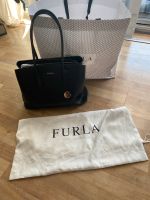 Furla Handtasche Leder schwarz Nordrhein-Westfalen - Hagen Vorschau