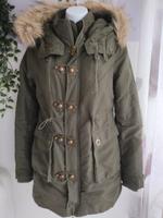 Winterjacke Parka Fell grün oliv raffinierte Schnallen Schließen München - Au-Haidhausen Vorschau