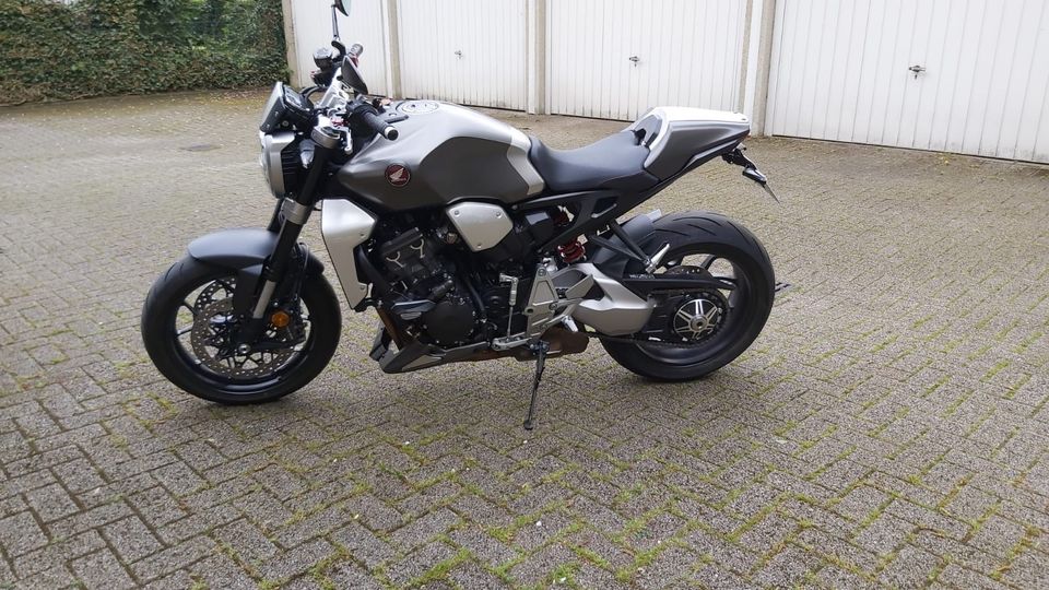 Honda Cb 1000R SC80 in Gladbeck