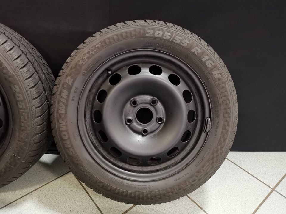 VW Golf 6 Stahlfelgen Winterreifen 205/55R16 A21 in Burscheid