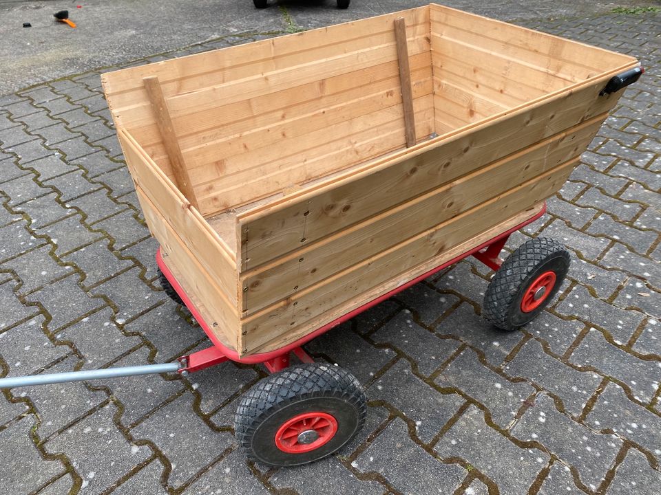 Berg Kettcar Sitz  Anhänger Koffer Ladebox Leuchte Gokart Gocart in Bad Wimpfen