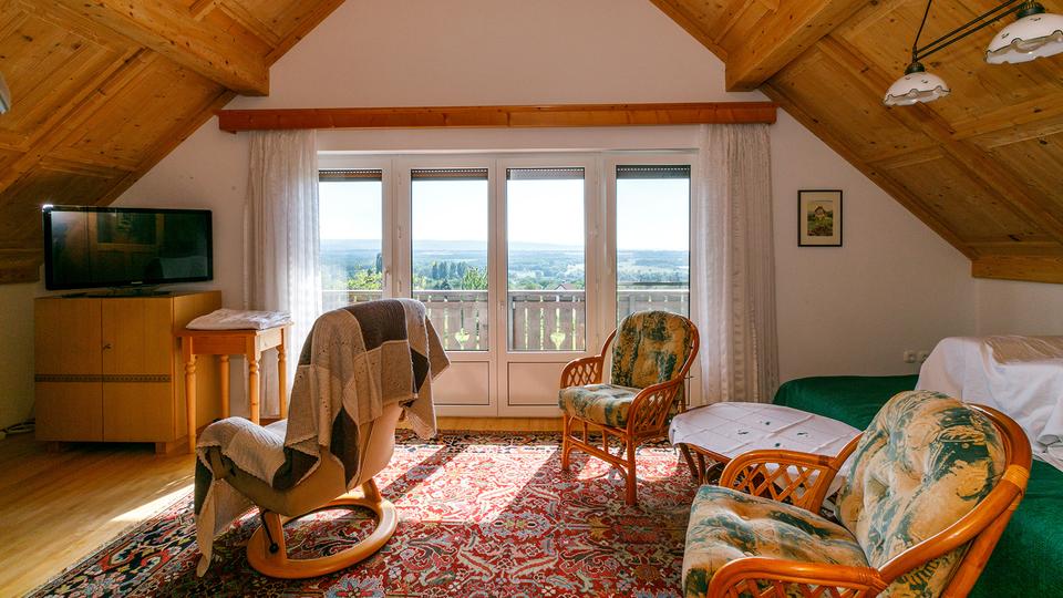 Ungarn: Sehr gemütliches Wohnhaus mit tollem Panoramablick in Rosenbach