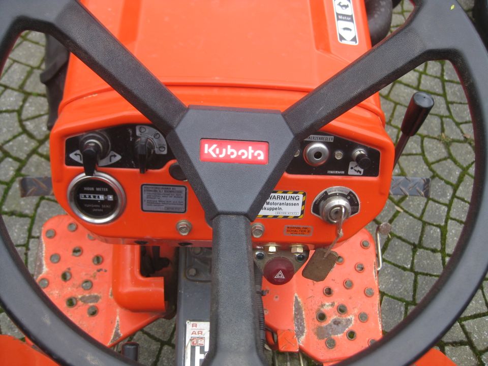 KUBOTA B4200 Kleintraktor 65 Std Schlepper Hoftraktor Diesel 12PS in Borchen