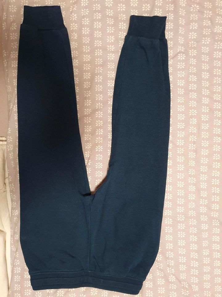 H&M Jogginghose Sweat-Joggers Hose 116 in Edingen-Neckarhausen