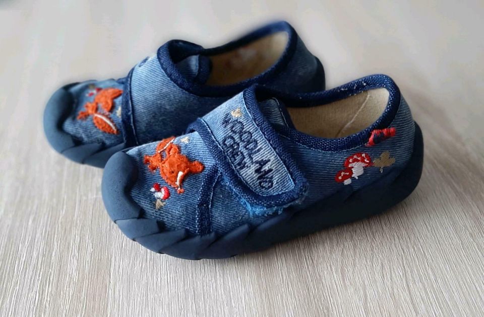 Hausschuhe Baby Schuhe Elefanten in Salzatal