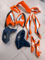 KTM 690 SMC R  Orig. KUNSTSTOFFTEILEKIT Bj:2023 neuwertig Hessen - Bad Soden-Salmünster Vorschau