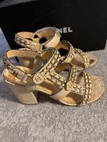 Chanel Sandalen mit Absatz High Heels Gr. 39,5 Wuppertal - Elberfeld Vorschau