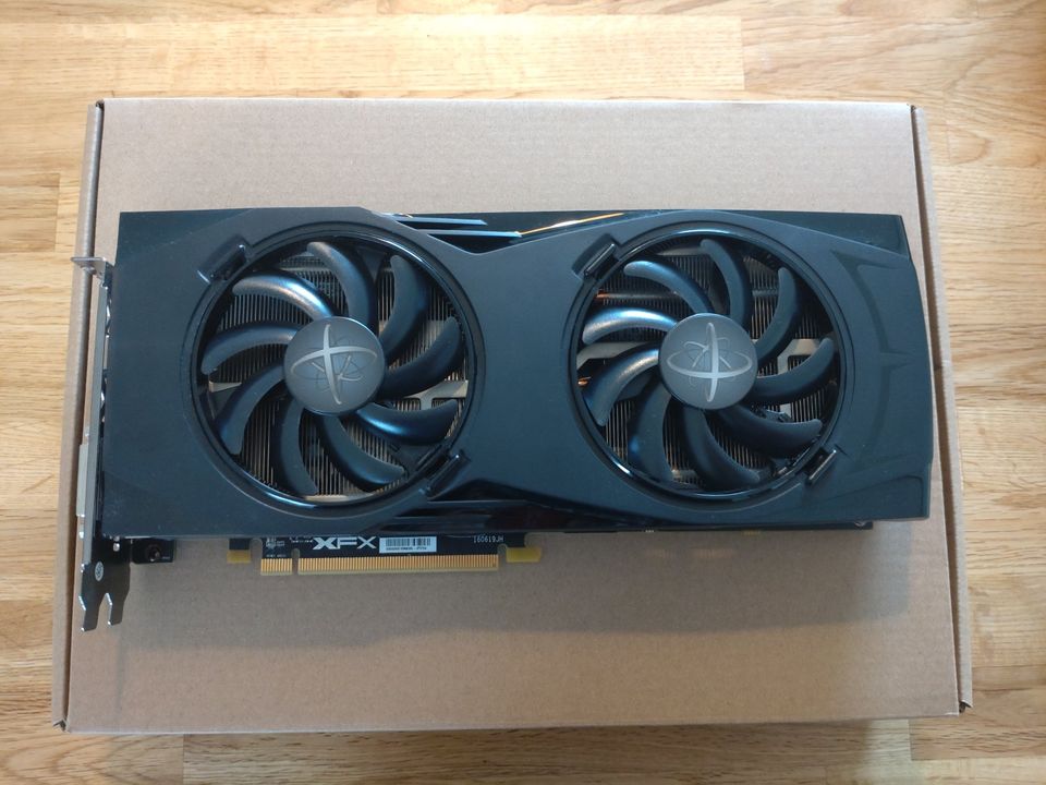 Radeon RX 480 - XFX GTR in Plüderhausen