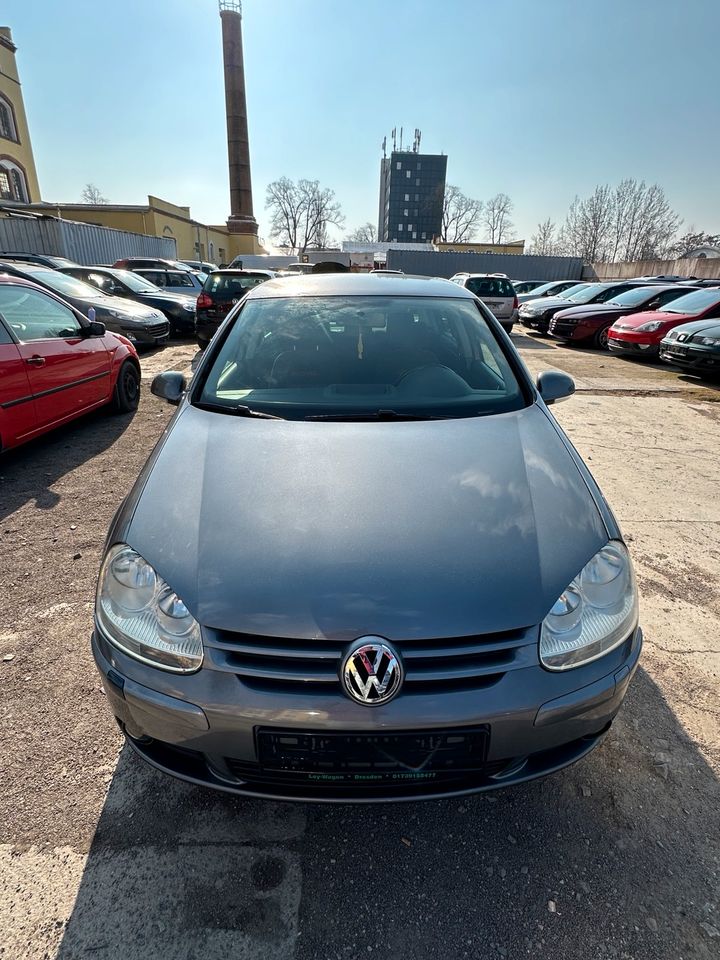 Golf 5 *TÜV neu* in Dresden