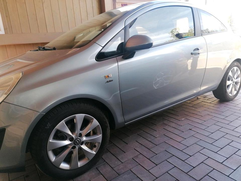 Opel Corsa Bj. 2013 - 77 Tkm 1,4 l Aktiv mit Klima Sitzheizung in Lutherstadt Wittenberg